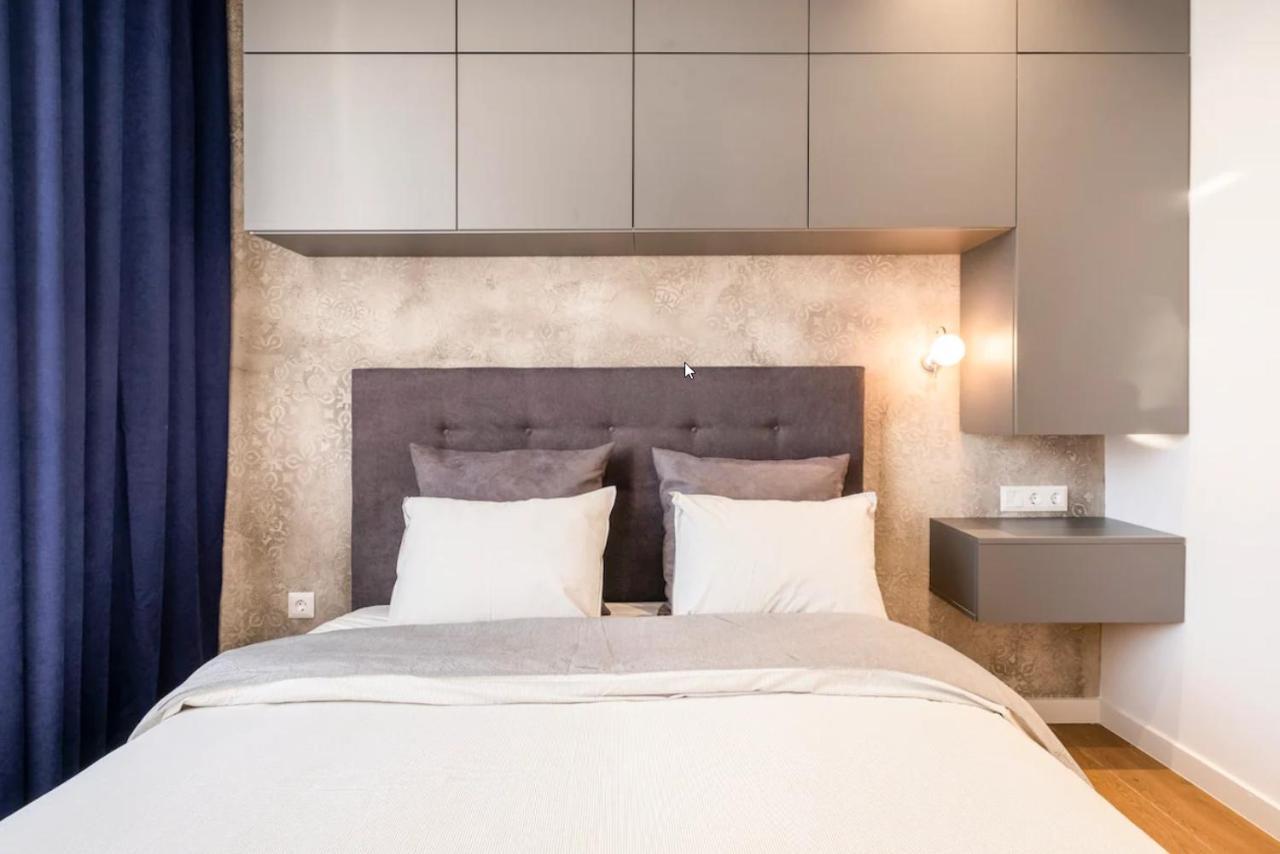 Stylish 1Bdr Central Apartment โซเฟีย ภายนอก รูปภาพ
