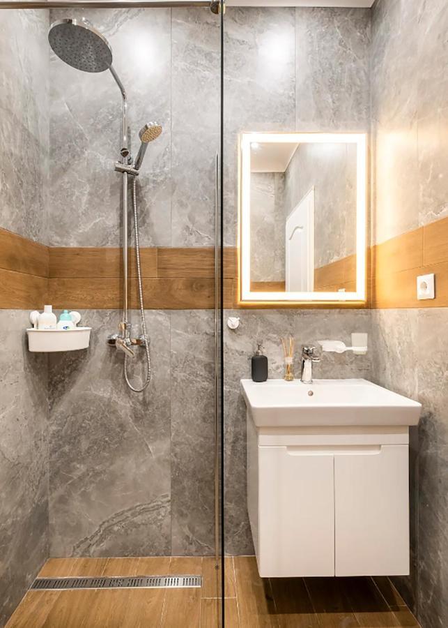 Stylish 1Bdr Central Apartment โซเฟีย ภายนอก รูปภาพ